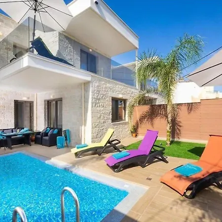 Southern Paradise - Private Pool Вилла